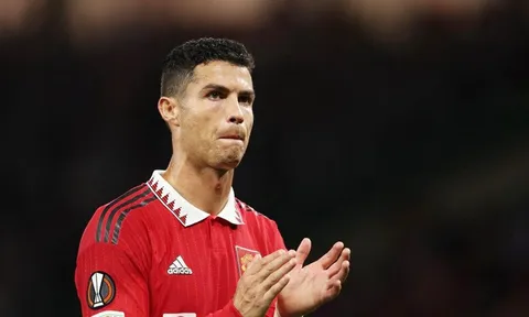 5 sao EPL gây thất vọng: Ronaldo góp mặt, đương kim Chiếc giày vàng