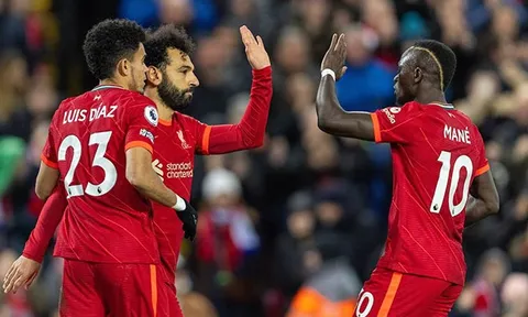 5 sao Liverpool chơi hay nhất trước Man United: Bộ 3 quái vật, ác mộng của Wan-Bissaka