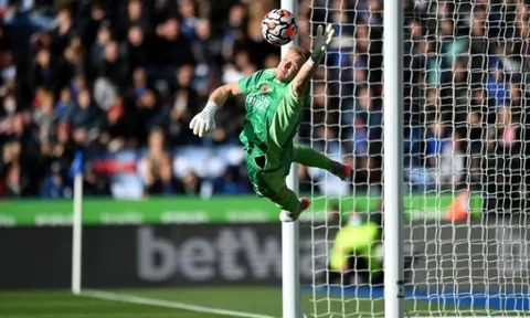 5 ứng viên thủ môn hay nhất EPL: Lá chắn Arsenal, trụ cột Liverpool