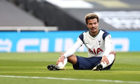 Kẻ nổi loạn Tottenham bị chỉ thẳng: 'Đừng lượn lờ trên siêu xe rồi lên mạng suốt ngày nữa'