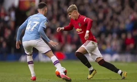 Đàm phán xong, tân binh EPL chuẩn bị thâu tóm sao Man Utd