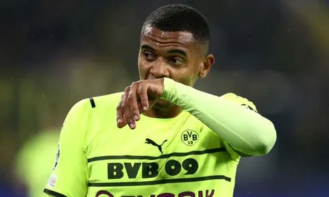 Man Utd ra lời đề nghị cho trung vệ 30 triệu Dortmund