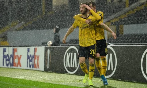 5 điểm nhấn Vitoria1-1 Arsenal: Lần đầu cho Mustafi; "Pháo thủ" không có bản lĩnh