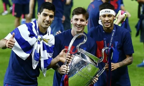Xavi xác nhận, mục tiêu của M.U bị Barca loại khỏi kế hoạch