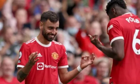 6 điểm nhấn Man Utd 5-1 Leeds: Pogba, Bruno phá đảo; Van Persie phiên bản dạt cánh