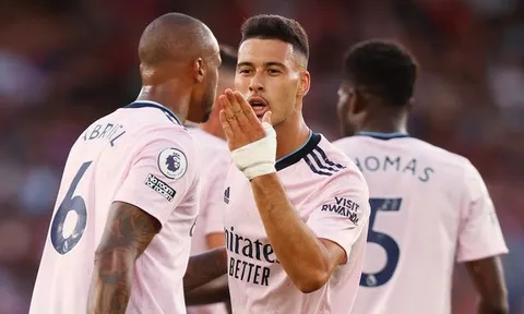 6 điểm nhấn Palace 0-2 Arsenal: Tác động của bom tấn; Đá tảng mới
