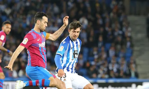 Barca chọn xong tiền vệ thay Busquets