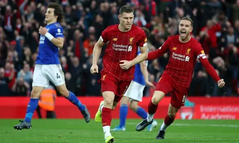 The Kop chết hụt trước 'Bầy cáo', tiếp tục nối dài chuỗi trận thăng hoa