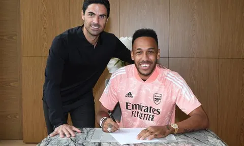 Arteta nói một lời, Aubameyang liền đặt bút ký hợp đồng với Arsenal