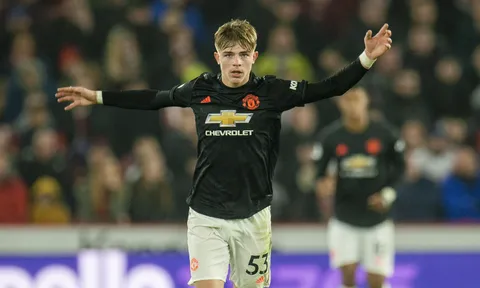 Nicky Butt chỉ rõ ưu, khuyết điểm của 7 ngôi sao đội học viện Man Utd