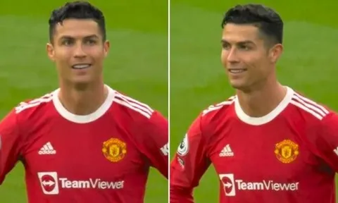 "Ronaldo không thể làm gì ngoài việc bật cười trước sự tồi tệ của M.U"
