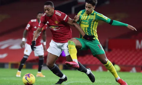 Man Utd 'bó tay', mặc 'vũ đạo Samba' nhảy múa tại Old Trafford