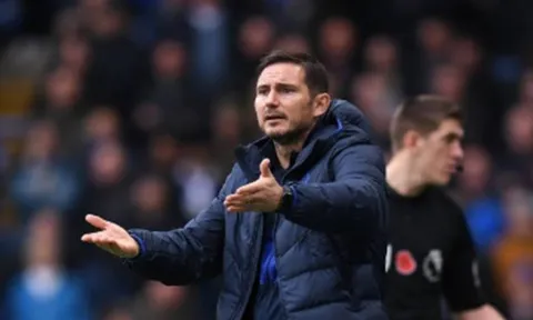 Lampard 'khó ở' với 1 nhân vật ở trận Chelsea - Palace
