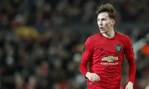 Sếp M.U chỉ ra cái tên sẽ có thể trở thành Michael Carrick mới