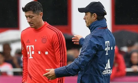 Ở EURO, có ai sút phạt tệ như Cristiano Ronaldo?