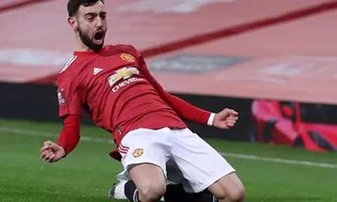 Không phải khả năng dứt điểm, Bruno Fernandes chỉ ra phẩm chất tuyệt nhất của Cavani