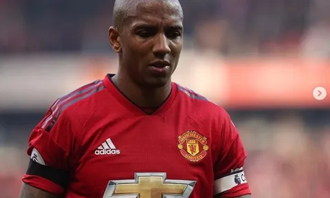 Rõ tiền vệ đứng đầu danh sách chiêu mộ của Man City, M.U choáng váng