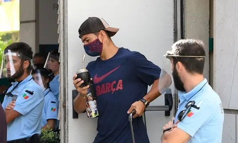 Gian lận trong thi cử, Suarez phải nhận án phạt ra sao?