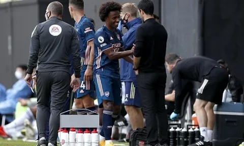 8 con số ấn tượng sau vòng 1 EPL: 'Đỉnh cao' Willian; Salah bùng cháy