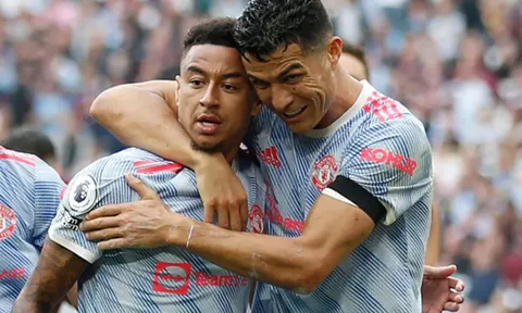 8 ngôi sao Premier League cần ra đi ngay tháng Một: Gọi tên 2 sao MU