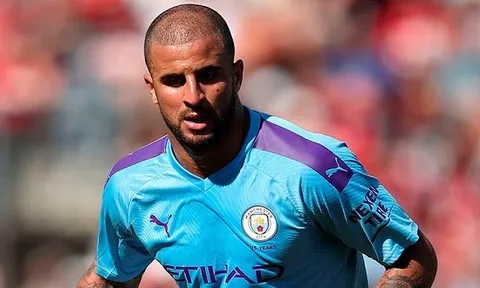 Trước thềm đại chiến tại Anfield, sao Man City không vội nói tới danh hiệu