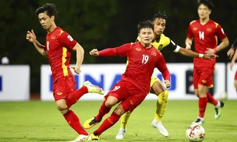 Hoàng Đức lỡ hẹn, thầy Park chọn ai cho tuyến giữa ĐT Việt Nam?