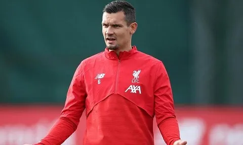 Sao dự bị Liverpool nói gì về các đồng đội ''cùng cảnh ngộ''?