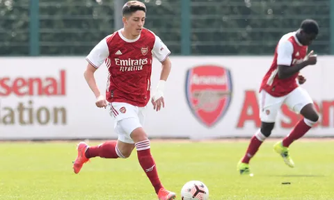 Phản ứng của Marquinhos với đồng đội vừa rời Arsenal