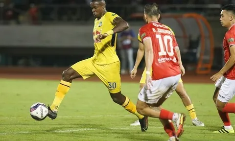 Vòng 7 V-League: HAGL thăng hoa; Ngôi đầu đổi chủ