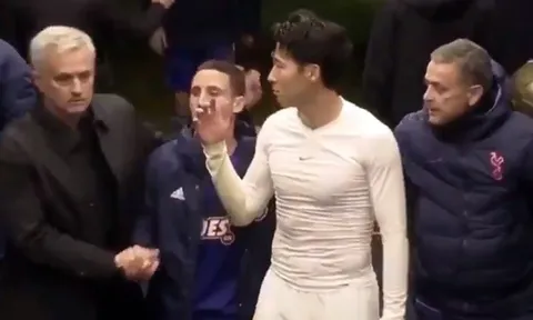 Mourinho 3 lần hờ hững, Son Heung-min tội nghiệp mặt mếu mắt tròn xoe
