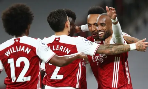 9 cái tên có thể rời Arsenal trước khi phiên chợ Hè đóng cửa