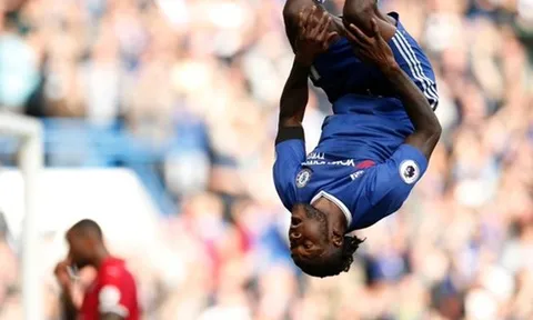 9 năm và 6 lần cho mượn, sao chia tay Chelsea nói lời giã biệt