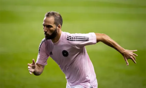 Gonzalo Higuain trải lòng về quyết định rời bỏ bóng đá