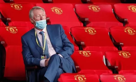 Ed Woodward ra đi, thời của Sir Alex đã đến?