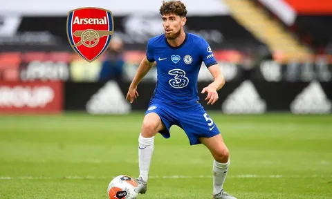 Sau Willian, Arsenal muốn có thêm "vua chuyền bóng" của Chelsea