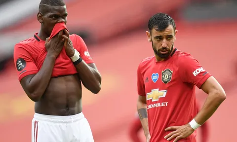 Fernandes tiết lộ hành động đặc biệt của cha sau khi anh sút hỏng penalty
