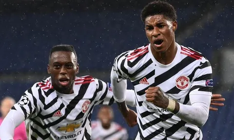 Rio Ferdinand phát cuồng sau khi Rashford ghi siêu phẩm hạ gục PSG