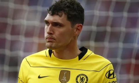 Tuchel tiếp tục 'vạch trần' Christensen