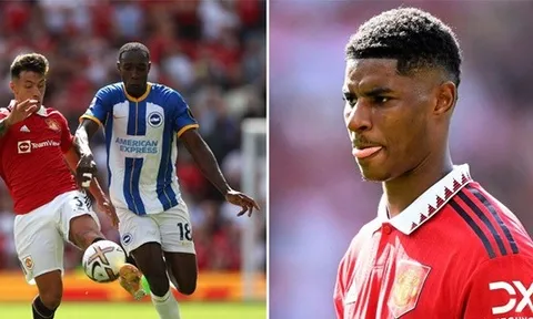 Welbeck khiến M.U tiếc nuối