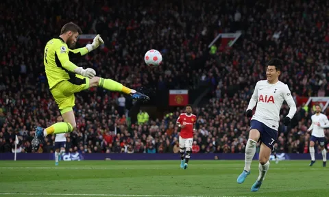 De Gea tung cước trước mặt Son; Cảm xúc của Tuchel