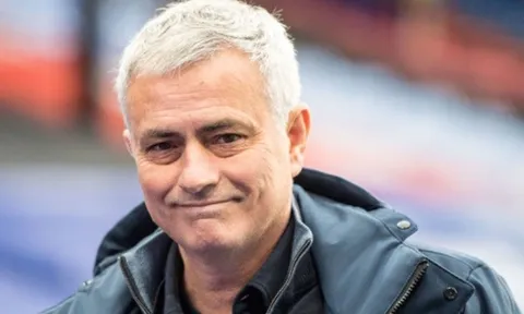 Tottenham làm trùm Premier League, Ibrahimovic nói lời thật lòng về Mourinho