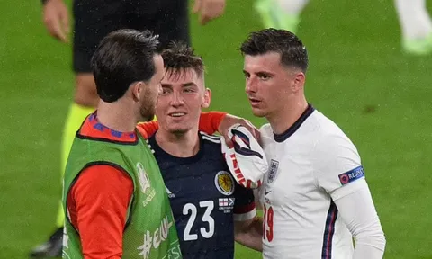 Phải dự bị cho Luke Shaw, Ben Chilwell bày tỏ thái độ