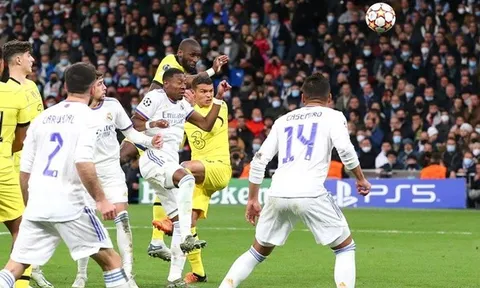 HLV Ancelotti khiến Chelsea thêm đau và báo điềm xấu Man City