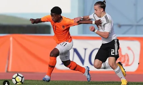 Mạnh tay mua sắm, Chelsea sắp đón thêm tân binh từ Ajax