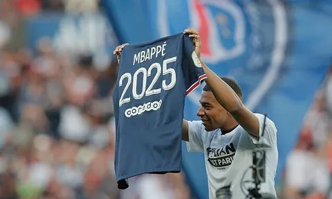 Chủ tịch Real gửi tin nhắn gây bất ngờ tới Mbappe