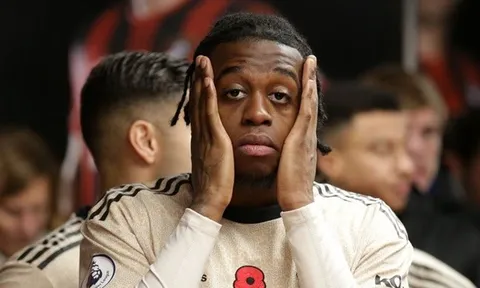 Muốn vươn tầm siêu sao, 'người nhện' Man Utd hãy nghe lời Pogba