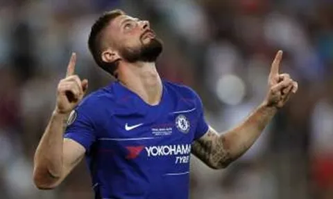 Glen Johnson chỉ ra tiền đạo Chelsea đã bỏ qua