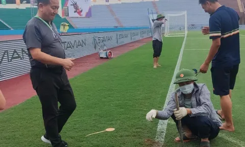 AFC kiểm tra gắt gao sân Việt Trì ở SEA Games