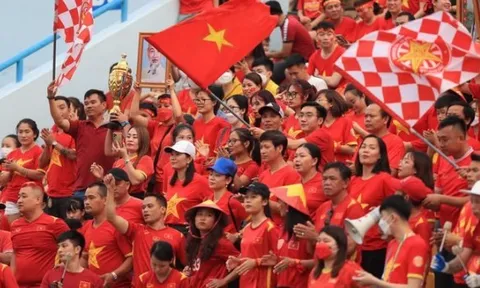 AFC lan tỏa hình ảnh đẹp của CĐV Việt Nam tại Uzbekistan