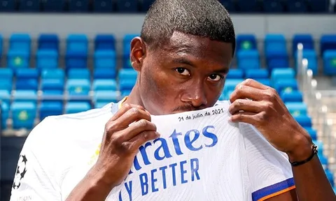 Alaba gặp Ancelotti, lần đầu khoác áo Real tiến ra sân